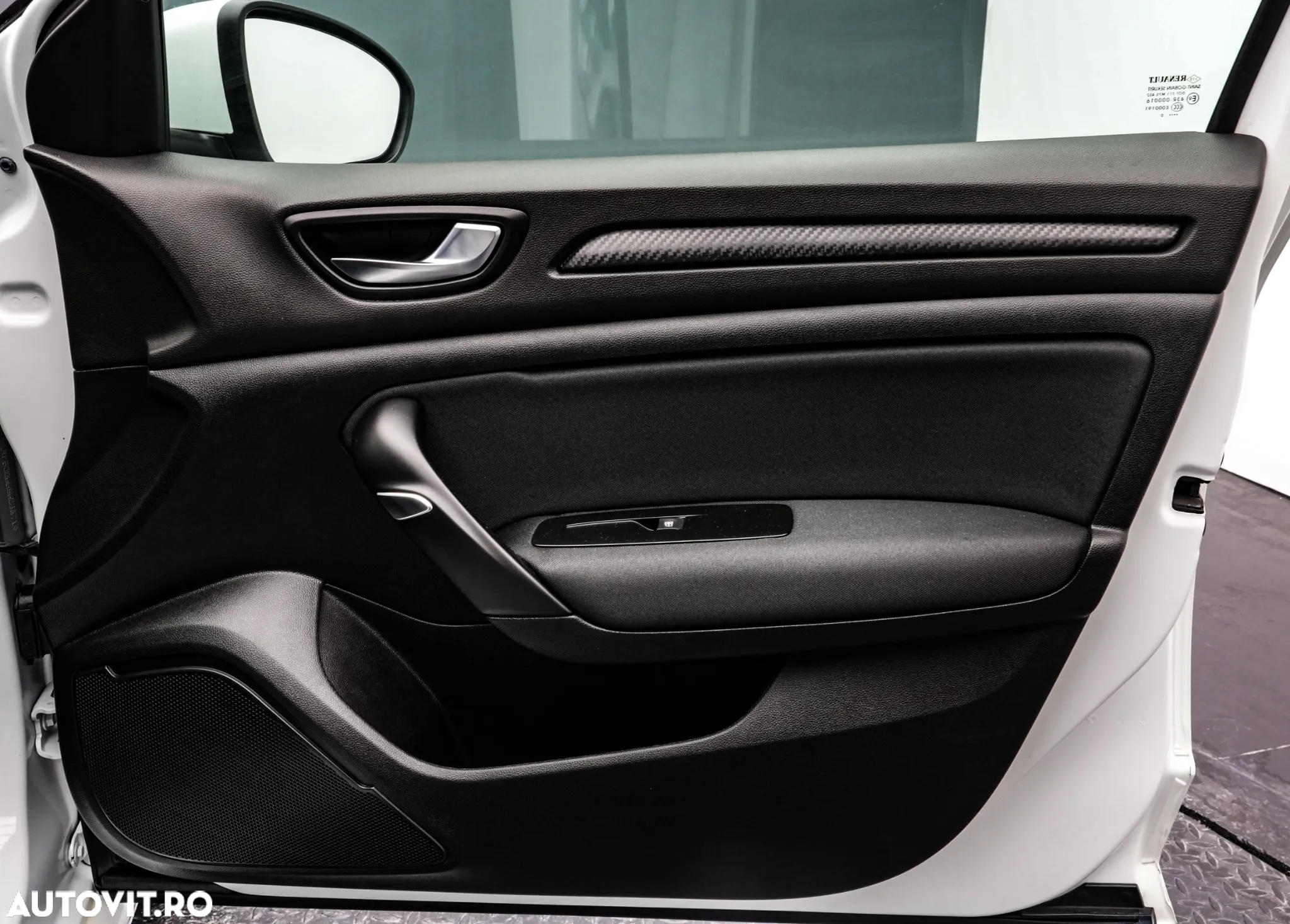 Renault Megane Blue dCi 116 Zen - 22