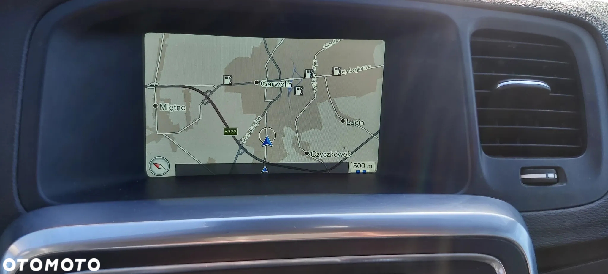 Volvo V60 D2 Momentum - 12