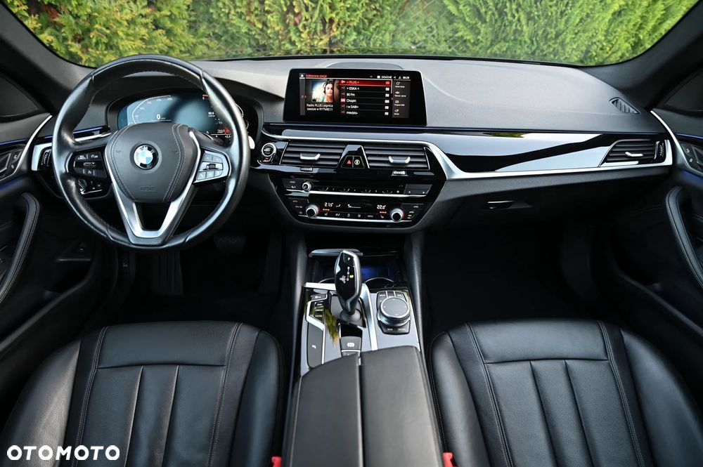 BMW Seria 5 - 32