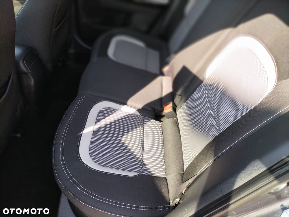 Kia Ceed 1.6 CRDi 128 Platinum Edition - 32