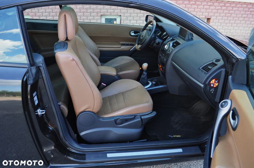 Renault Megane 2.0 Coupe-Cabriolet Luxe Dynamique - 22