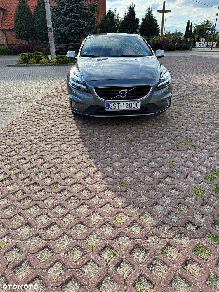 Volvo V40 D3 Drive-E R-Design Kinetic - 4