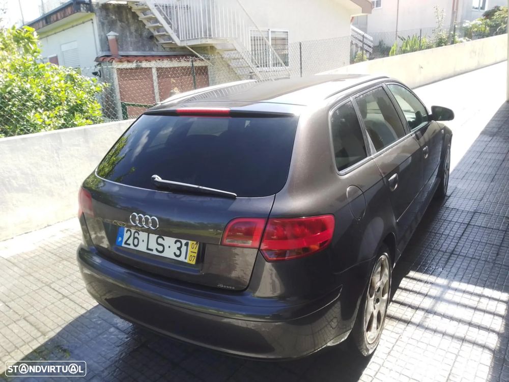 Audi A3 Sportback - 2