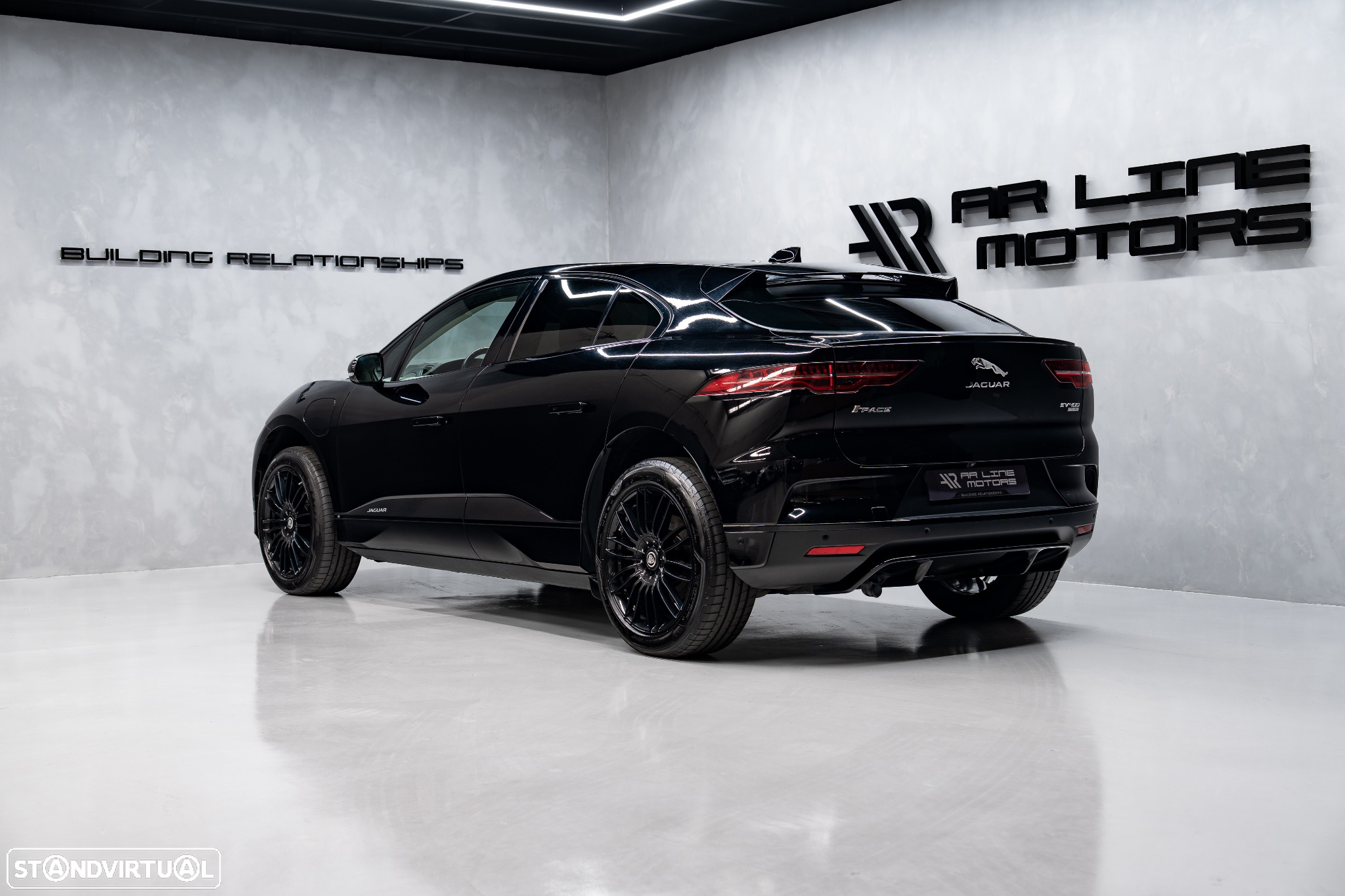 Jaguar I-Pace EV400 AWD SE - 8