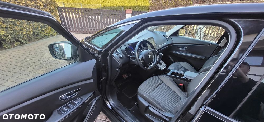 Renault Scenic ENERGY dCi 110 EDC INTENS - 9
