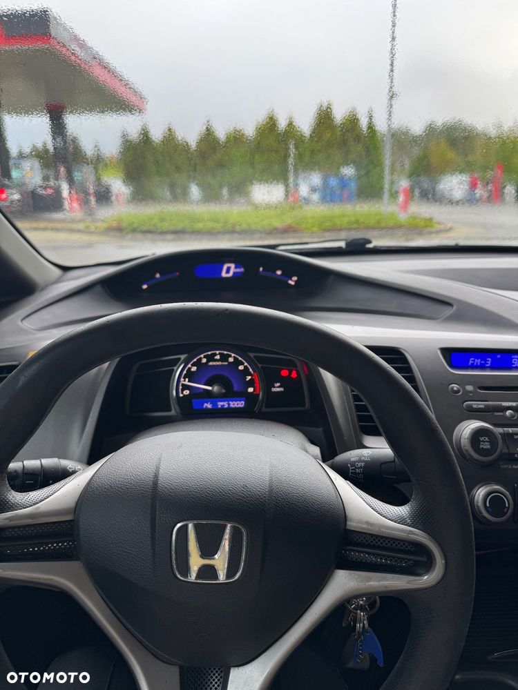 Honda Civic 1.8 Comfort - 9