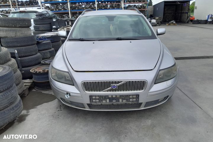 Dezmembrez Volvo V50 1 [2003 - 2011] wagon 2.0 D MT (136 hp) D4204T - 3
