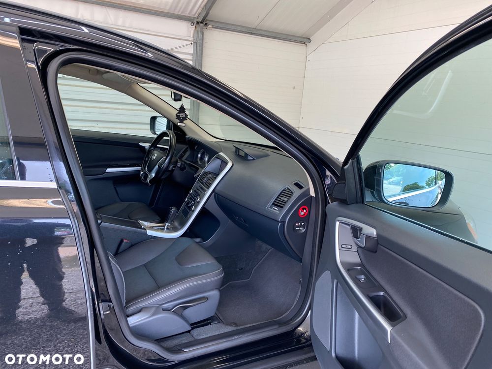 Volvo XC 60 D3 Summum - 14