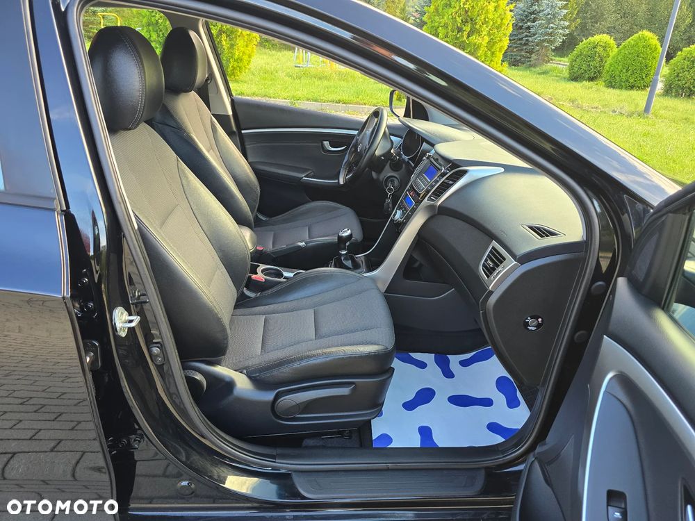 Hyundai i30 1.4 Premium - 28