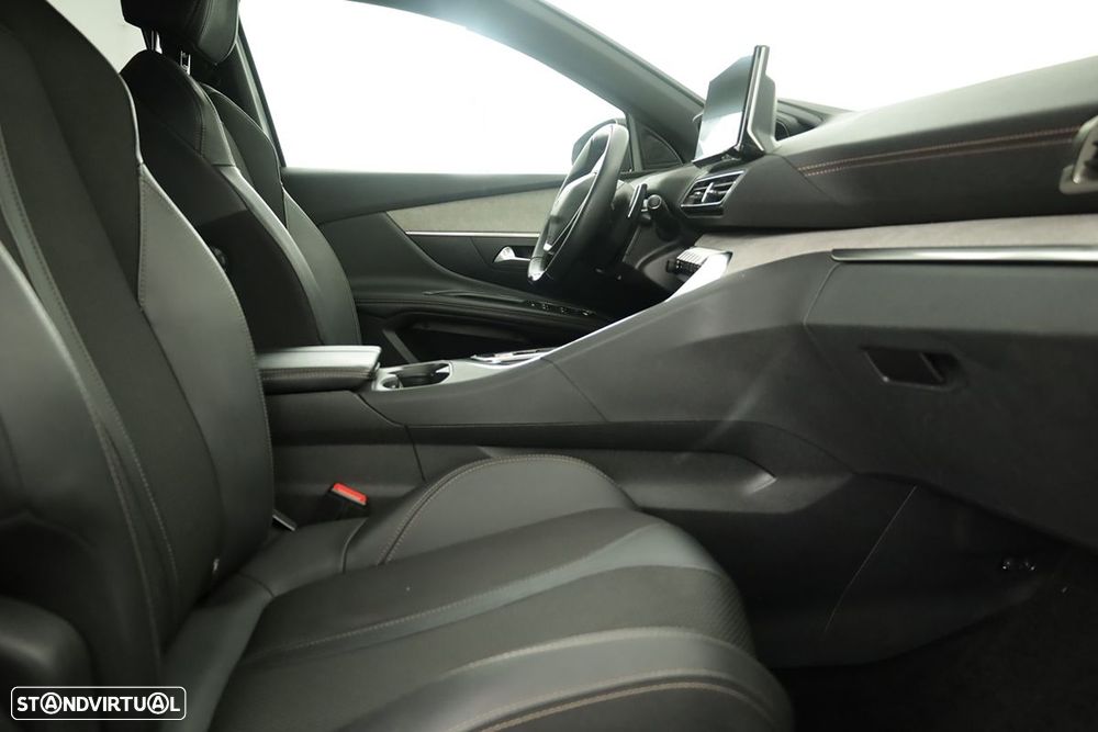 Peugeot 3008 1.2 PureTech GT EAT8 - 21