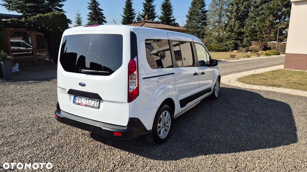 Ford Tourneo Connect Grand - 10