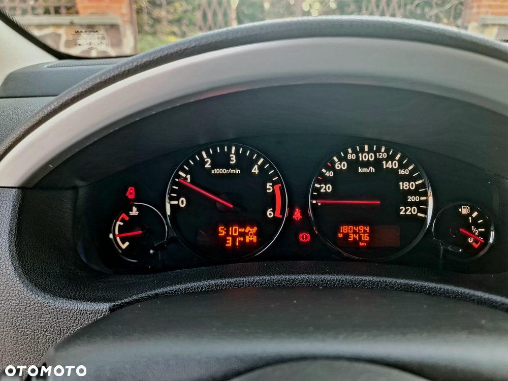 Nissan Pathfinder 2.5 dCi Platinum - 29