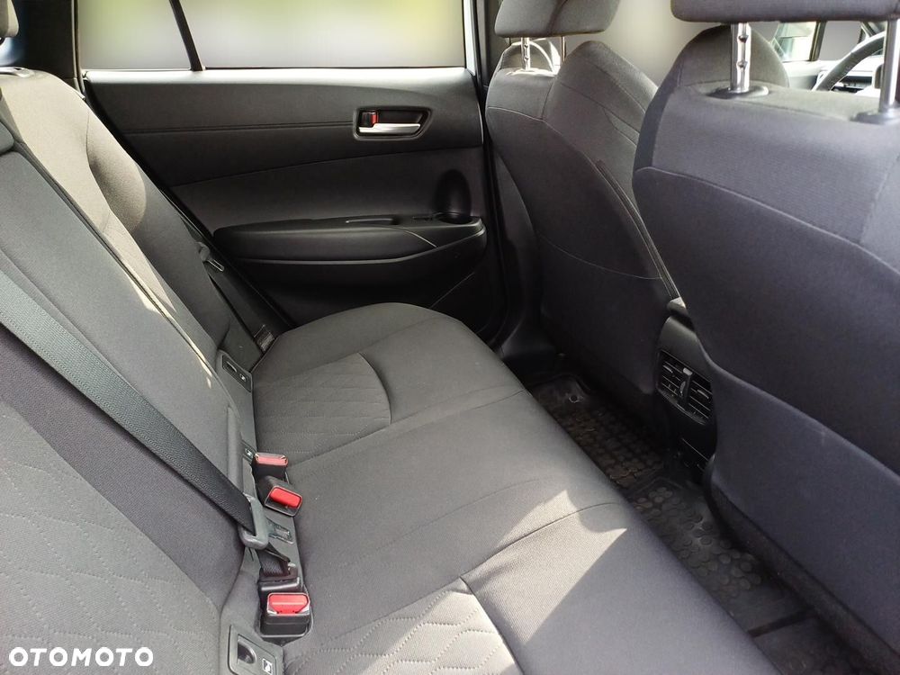 Toyota Corolla Cross - 10