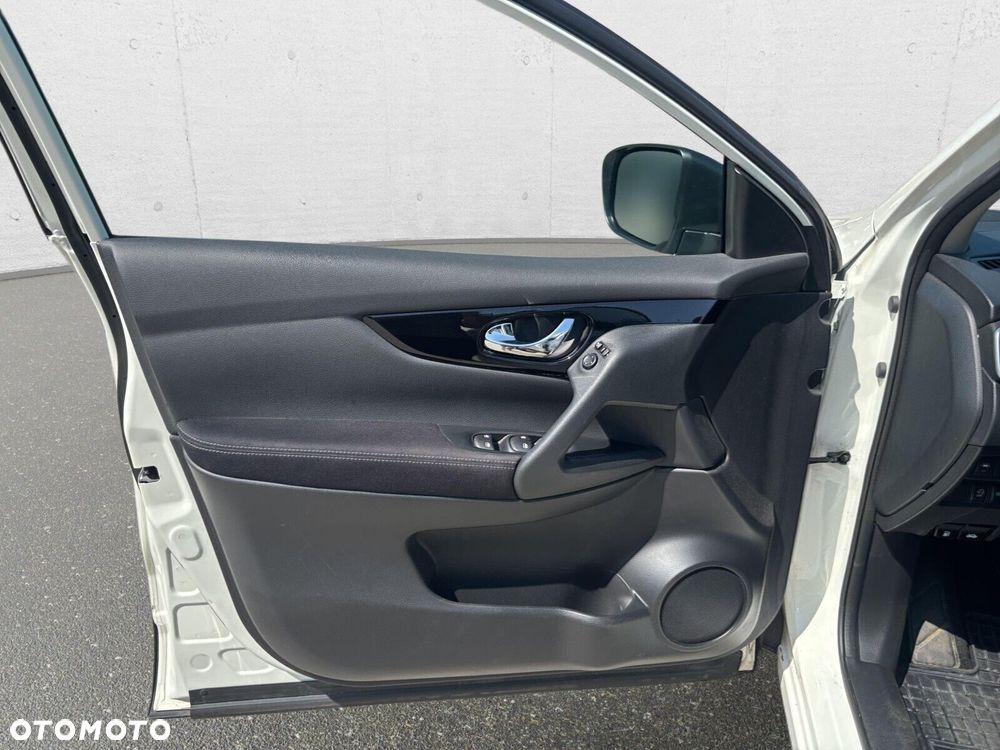 Nissan Qashqai - 10