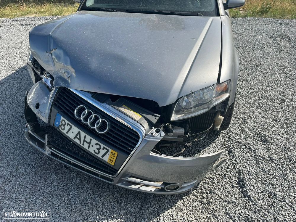 Audi A4 Avant 2.0 TDi - 3