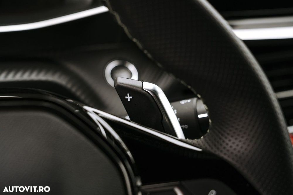 Peugeot 208 - 26