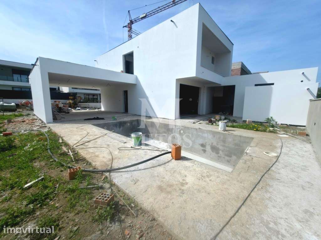 Moradia T3 em construção situada na Correlhã - Ponte de Lima - Grande imagem: 3/27
