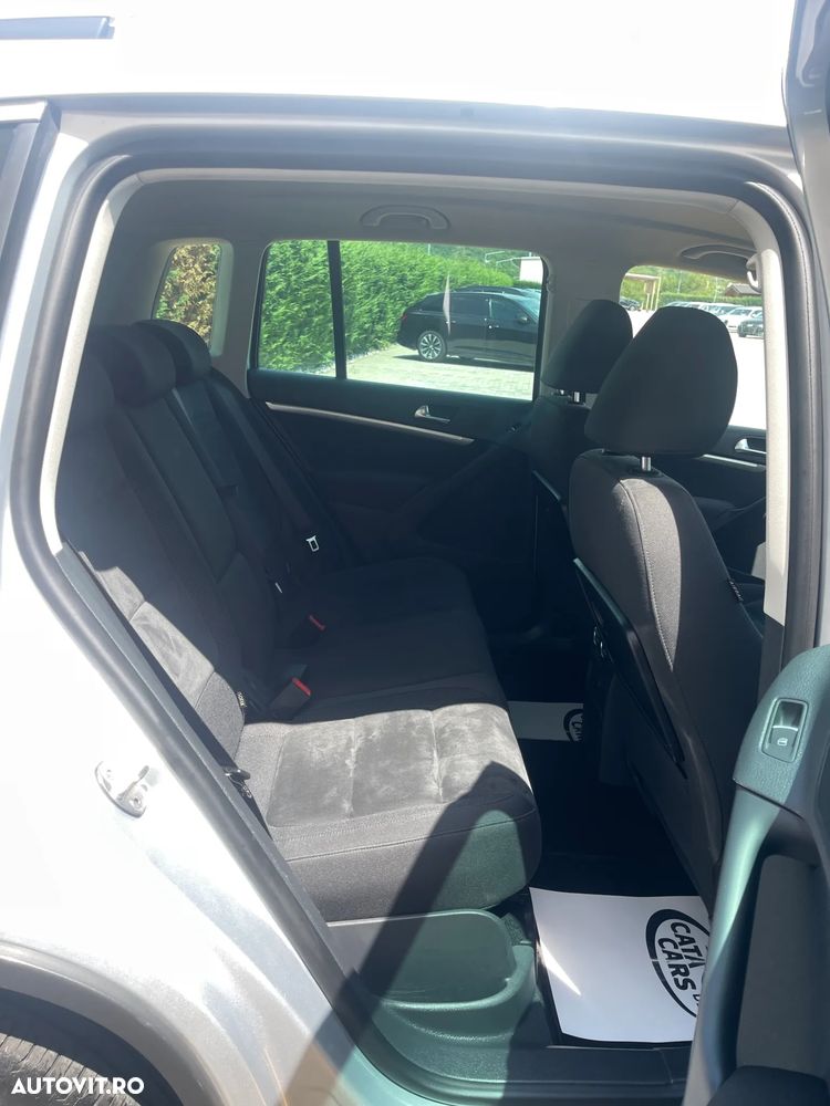 Volkswagen Tiguan 2.0 TDI DPF 4Motion BlueMotion Technology Cup Sport & Style - 25