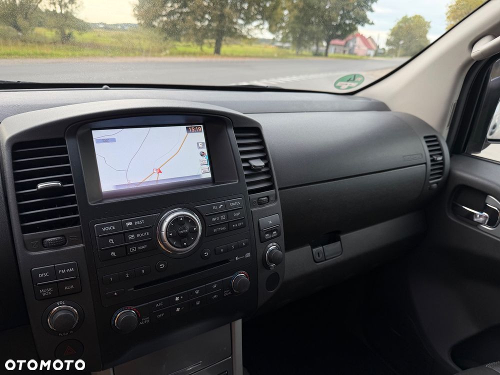 Nissan Navara - 36