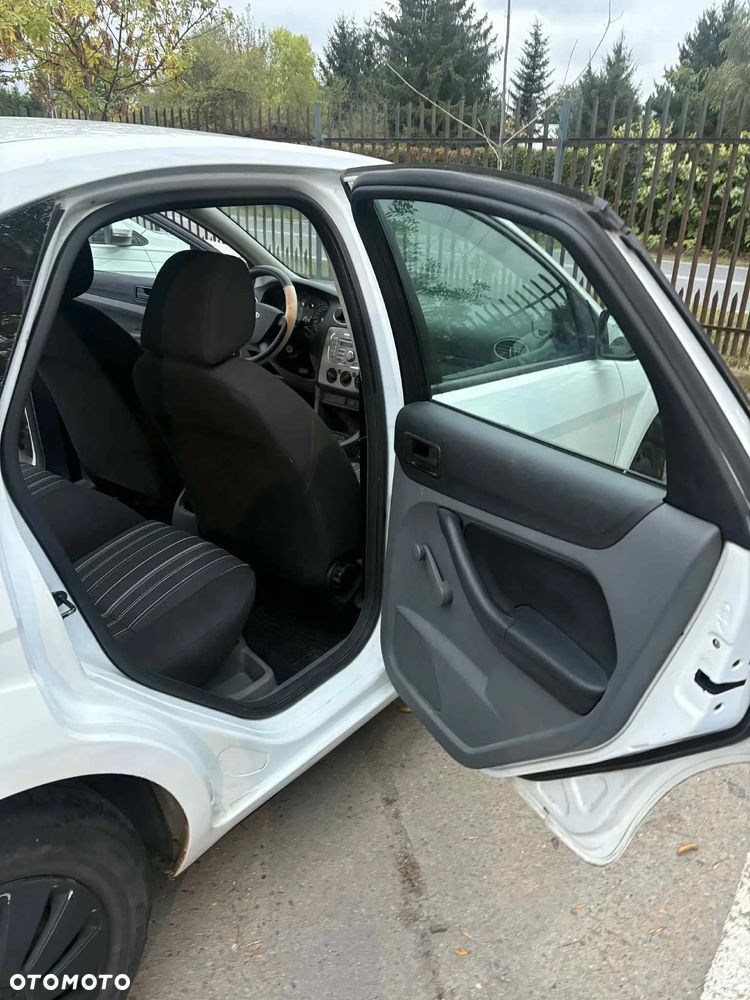 Ford Focus - 5