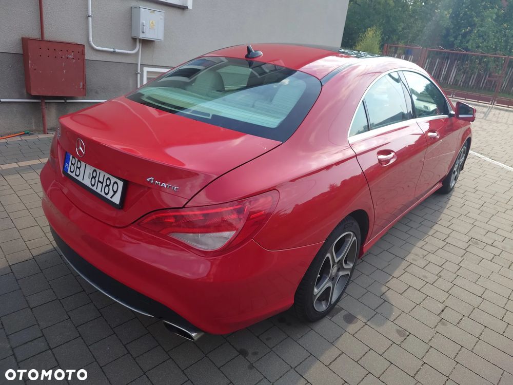 Mercedes-Benz CLA 250 4Matic 7G-DCT - 8