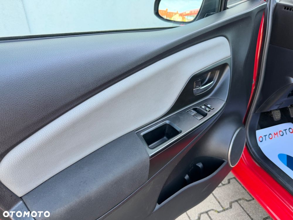 Toyota Yaris 1.33 Life EU6 - 10