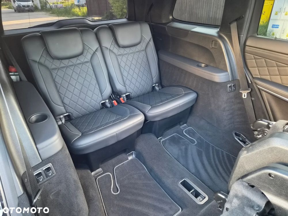 Mercedes-Benz GL - 9