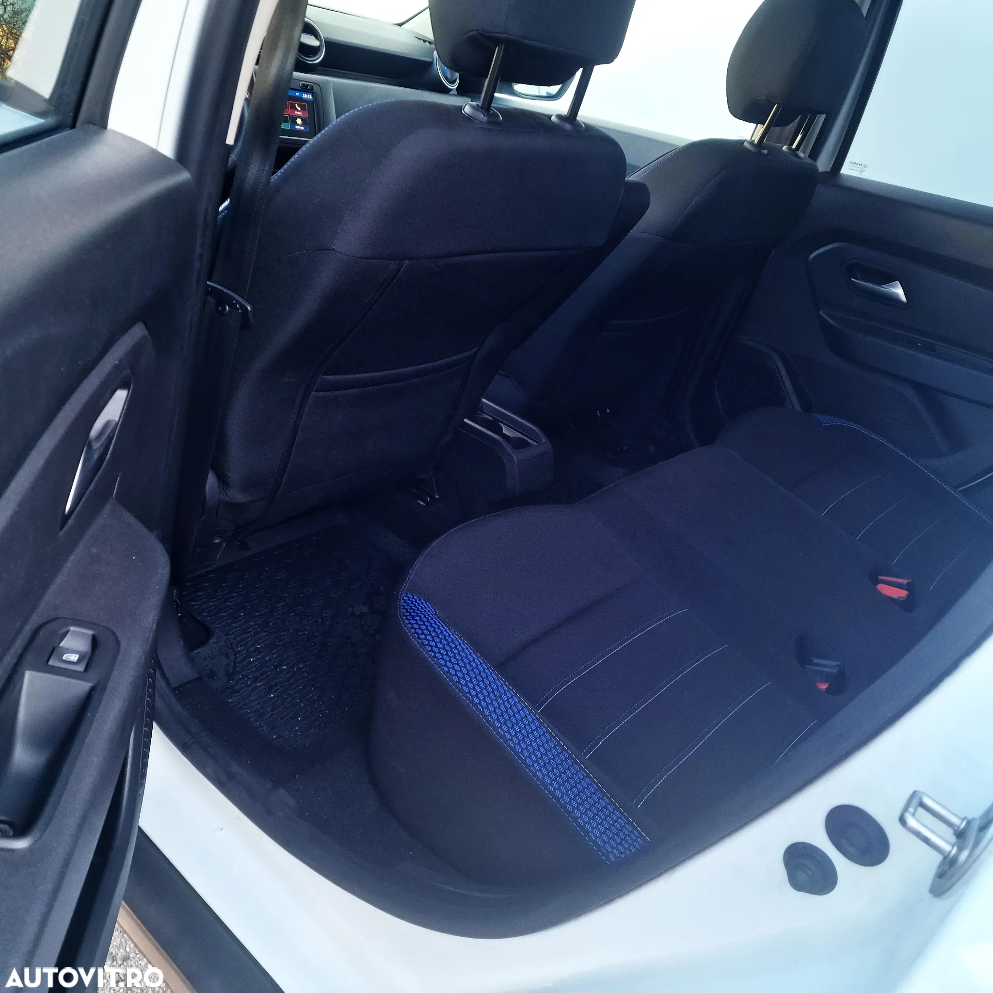 Dacia Duster 1.5 Blue dCi 4WD SL BlueLine - 11