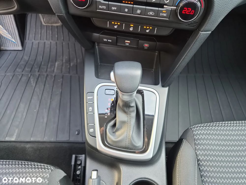 Kia XCeed 1.5 T-GDI M DCT - 16