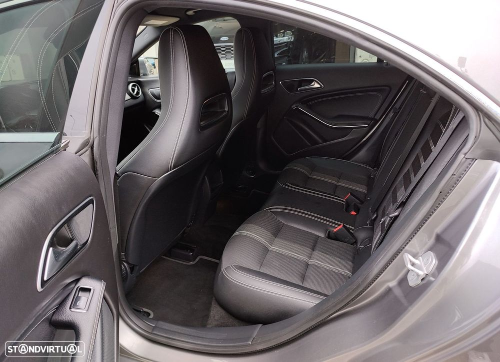 Mercedes-Benz CLA 220 d Urban Aut. - 9