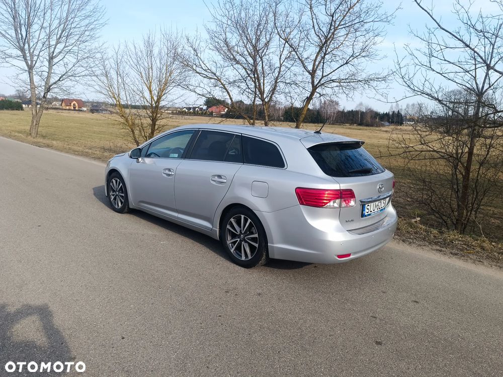 Toyota Avensis 2.0 Sol NAVI MS - 7