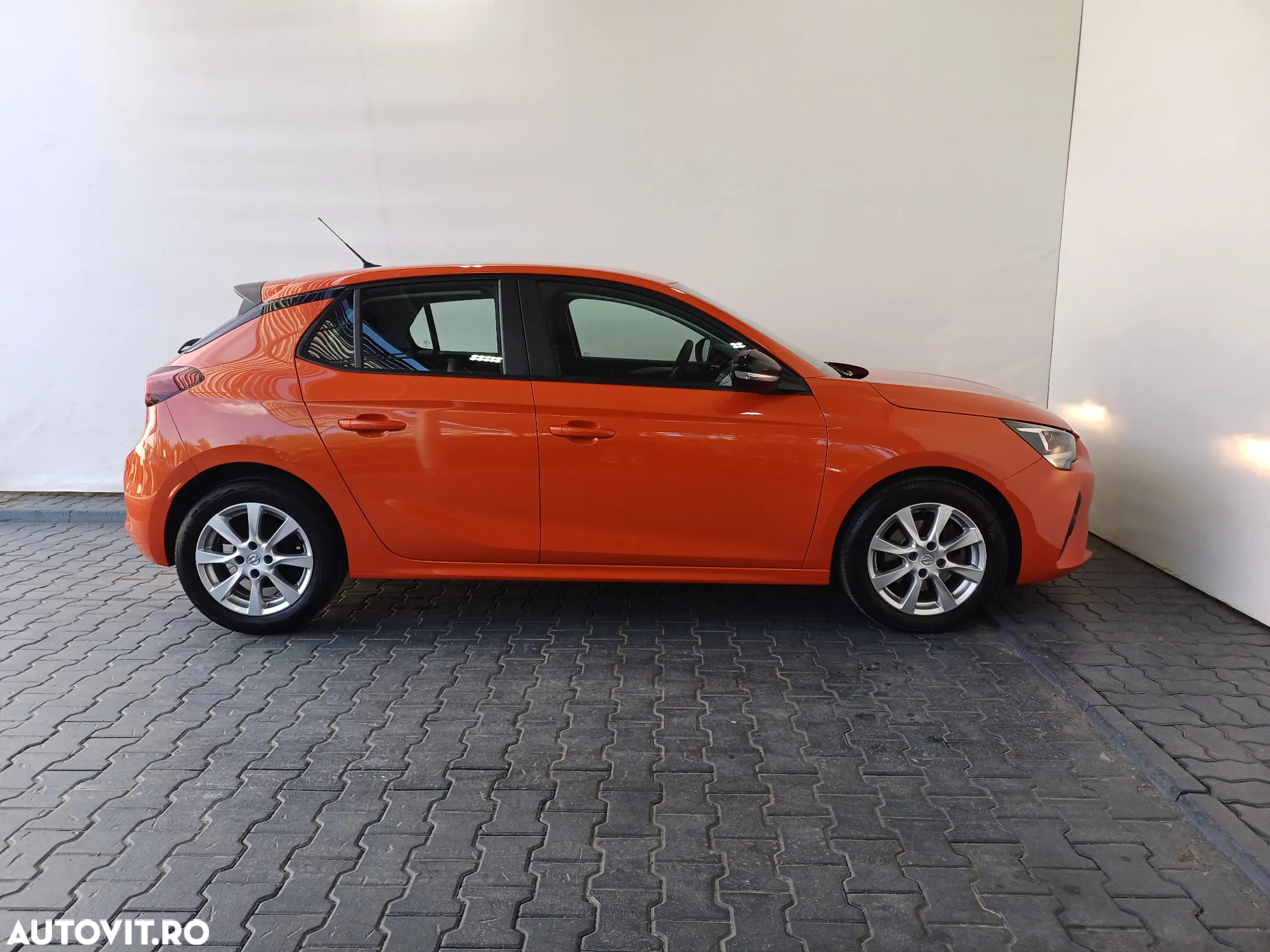 Opel Corsa 1.2 Turbo Start/Stop Elegance - 28