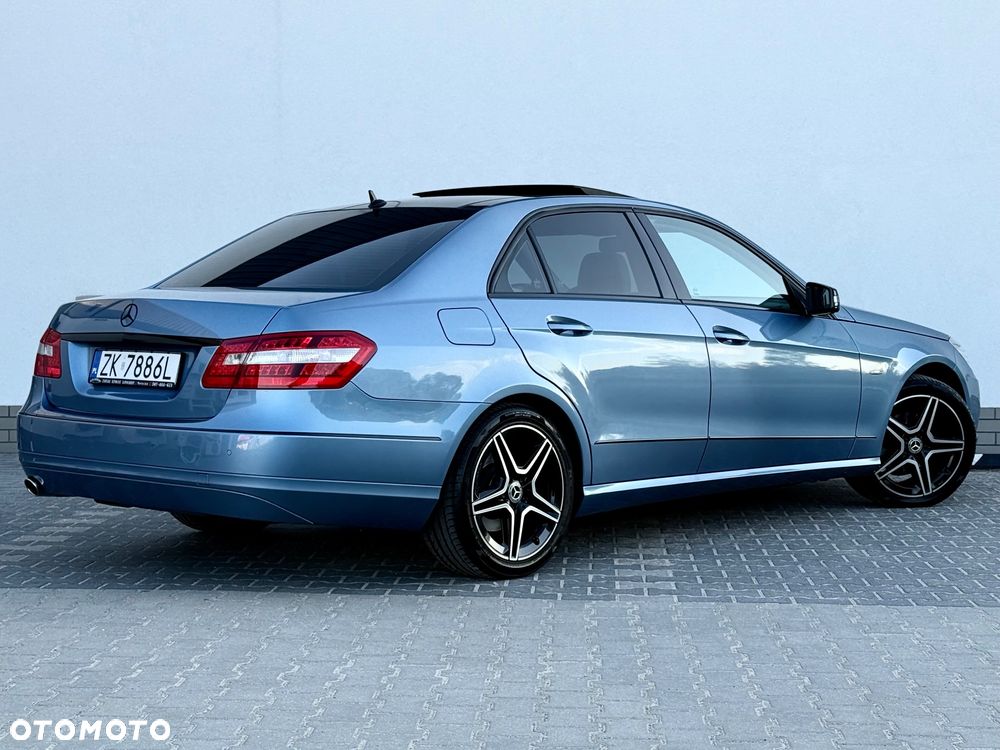 Mercedes-Benz Klasa E - 14