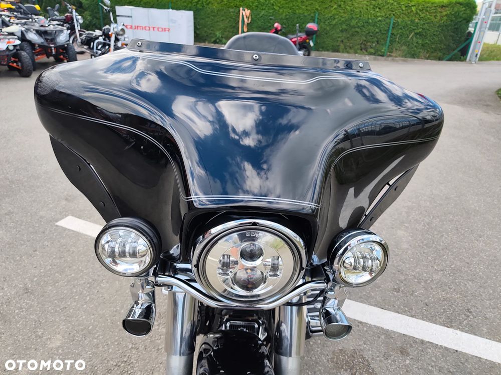 Harley-Davidson Touring Electra Glide - 32