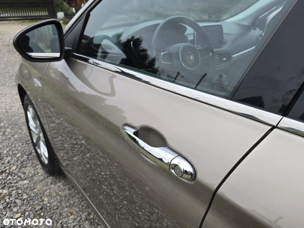 Fiat Tipo 1.4 16v Lounge EU6d - 38