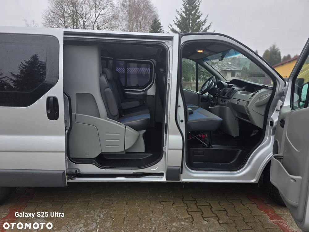 Renault Trafic - 17