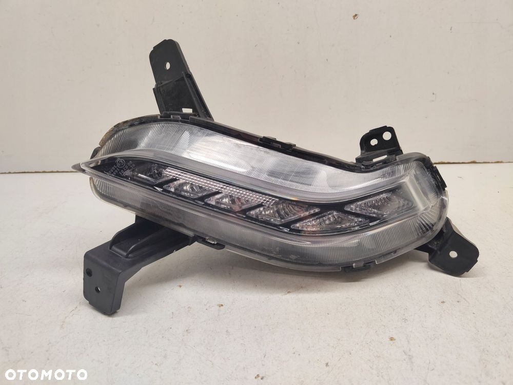 hyundai i30 3 17- led drl halogen prawy 92208g4210 - 1