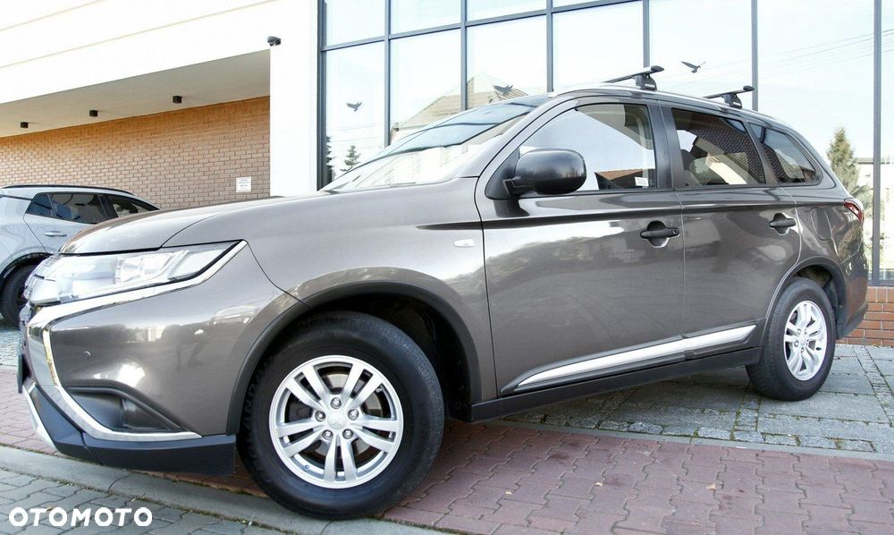 Mitsubishi Outlander - 30