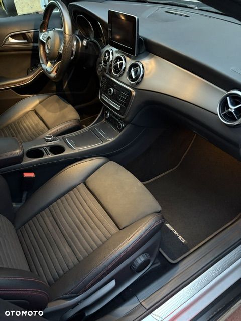 Mercedes-Benz GLA 200 7G-DCT AMG Line - 16
