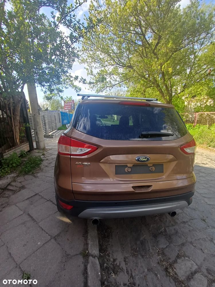 Ford Kuga - 4