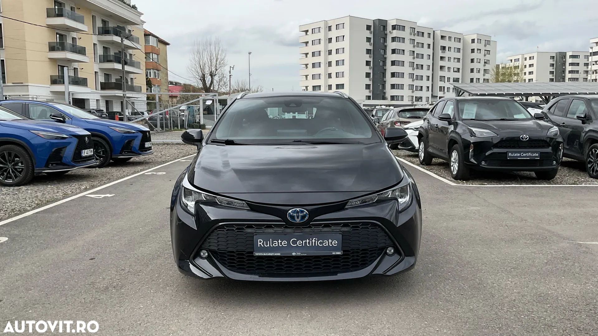Toyota Corolla 1.8 Hybrid Touring Sports Business Edition - 3