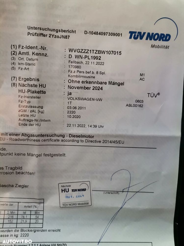 Volkswagen Touran 2.0 TDI DPF Highline DSG - 9