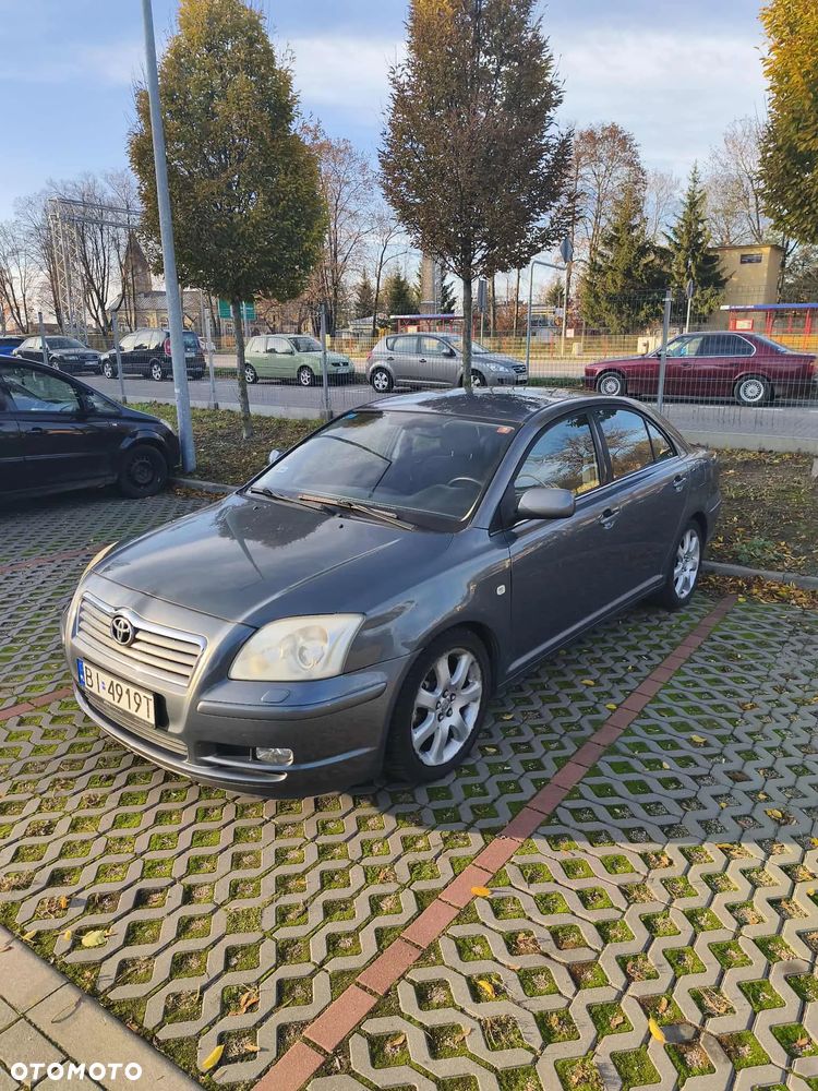 Toyota Avensis - 6