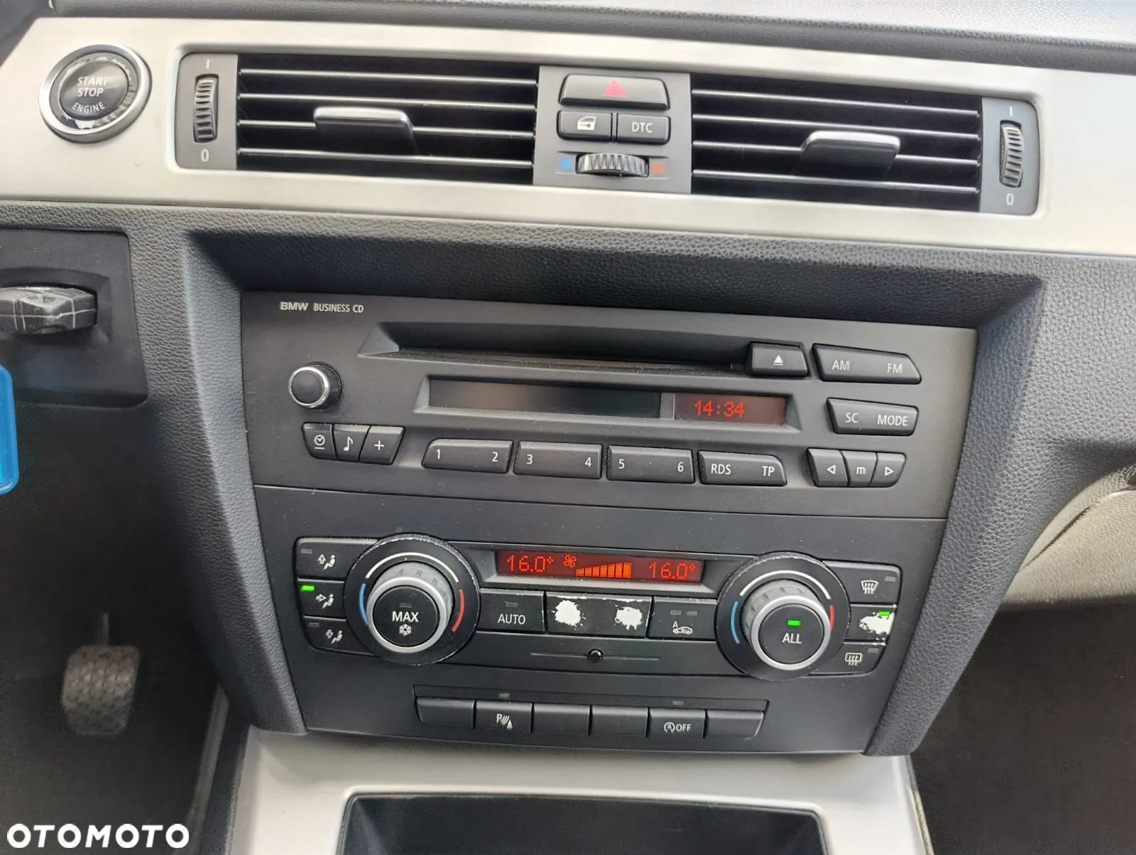 BMW Seria 3 320i Touring - 13