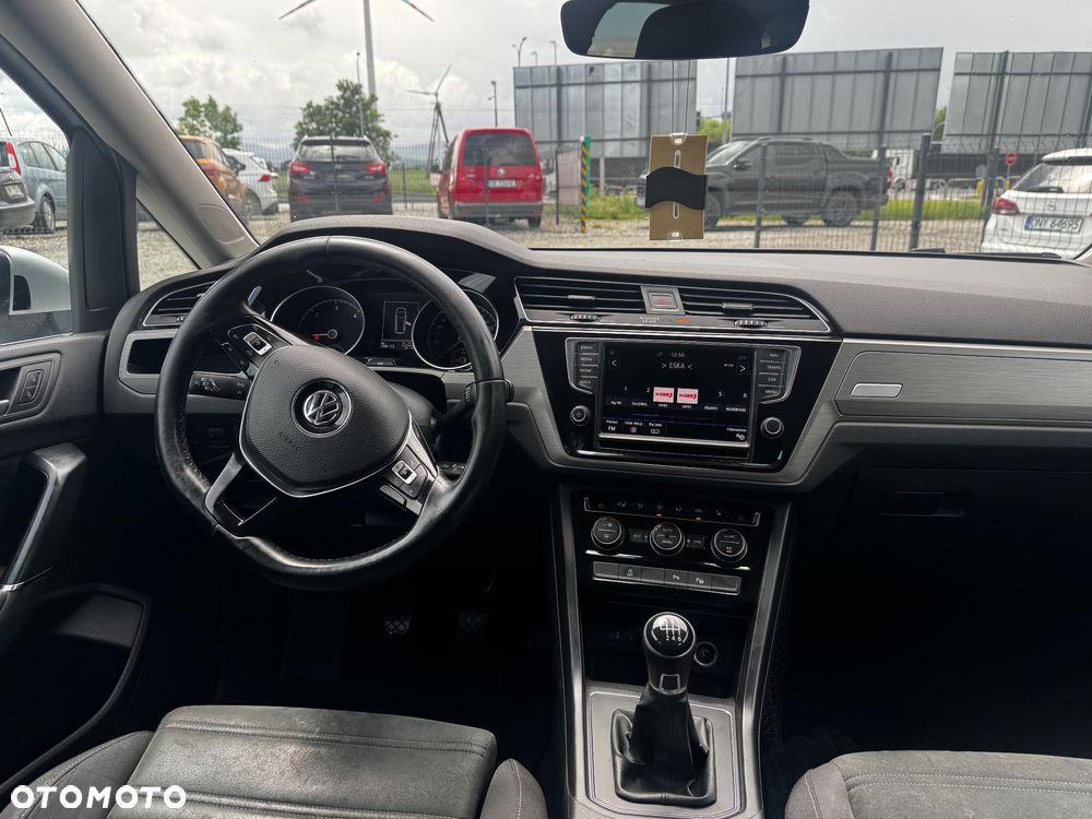 Volkswagen Touran 2.0 TDI SCR (BlueMotion Technology) Highline - 18