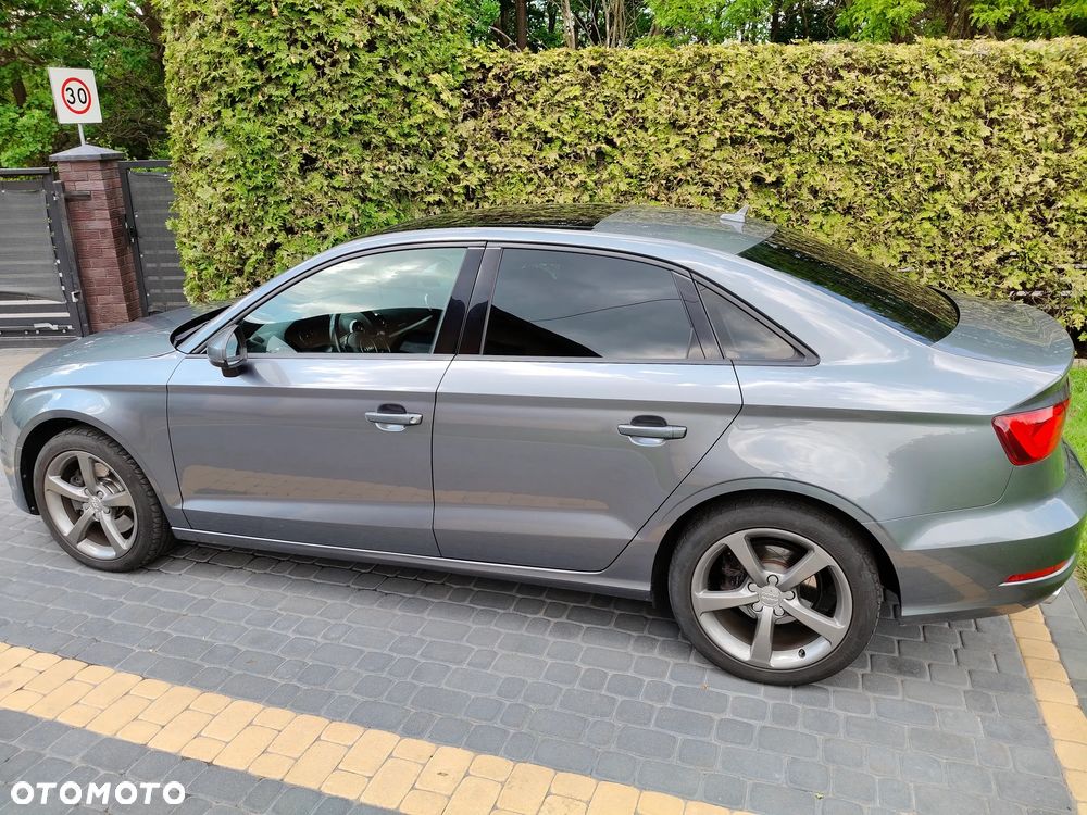 Audi A3 Limousine 2.0 TFSI quattro S tronic design - 4