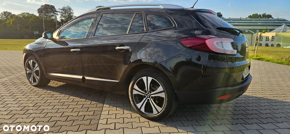 Renault Megane TCe 180 Dynamique - 8