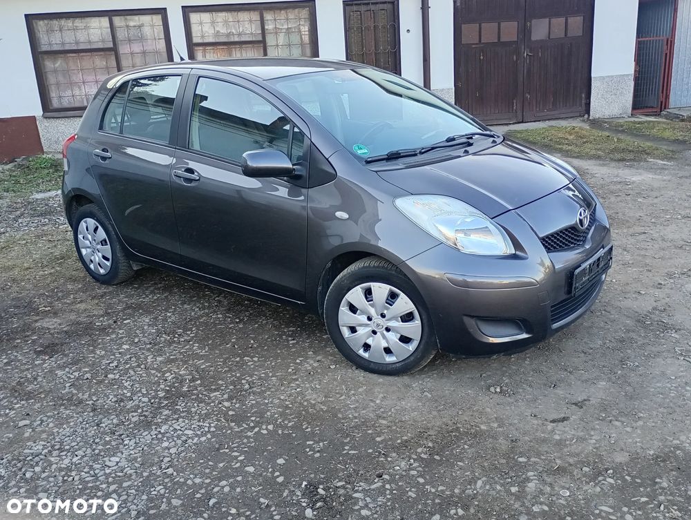 Toyota Yaris 1.33 Luna - 17