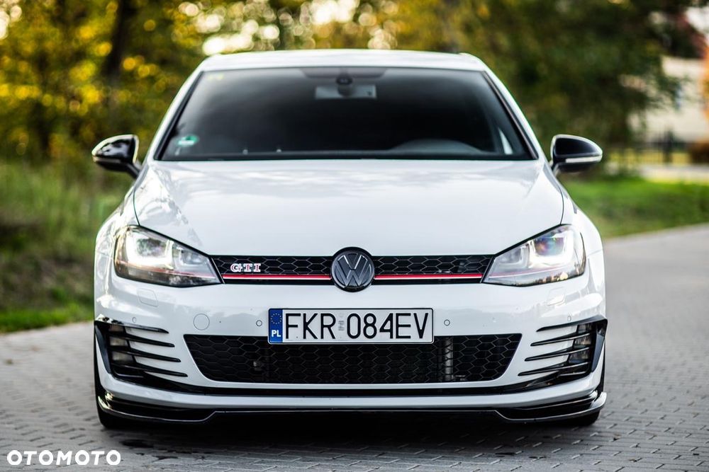 Volkswagen Golf VII 2.0 TSI BMT 4Mot R DSG - 3