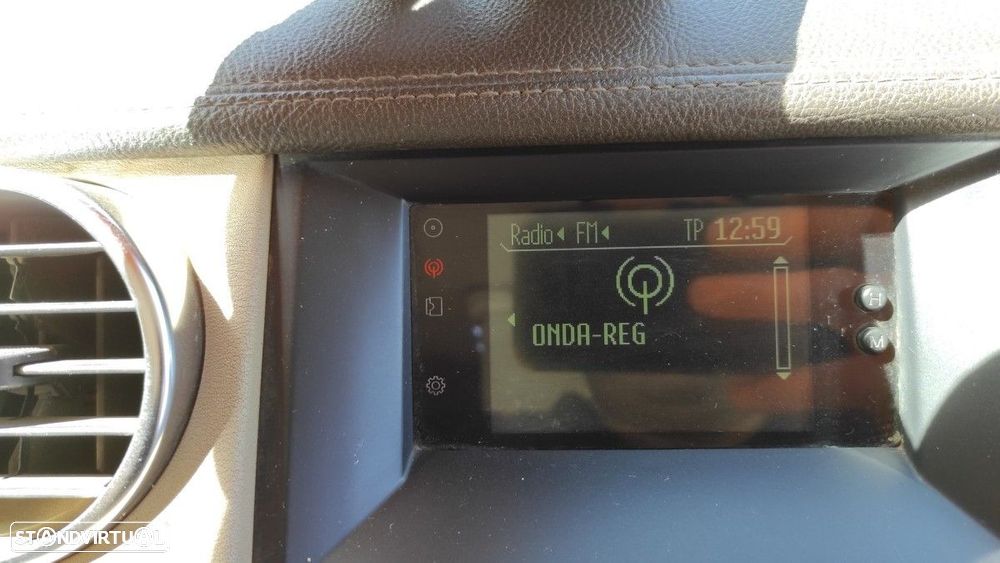 TELA/ECRÃ MULTIFUNÇÕES LAND ROVER DISCOVERY 4 TDV6 S - 8